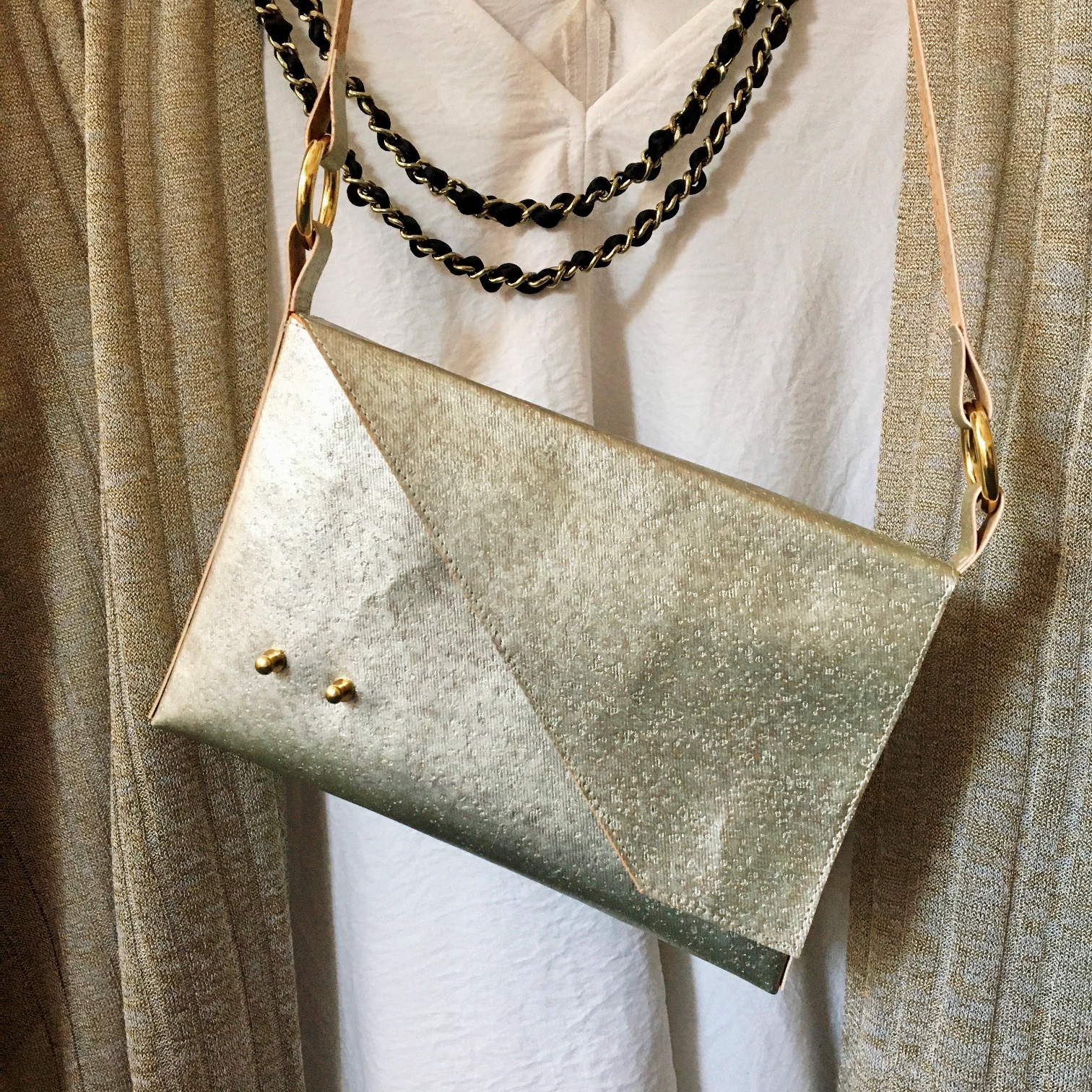 Basic Parafa Crossbody Táska - Arany — 11. nézet