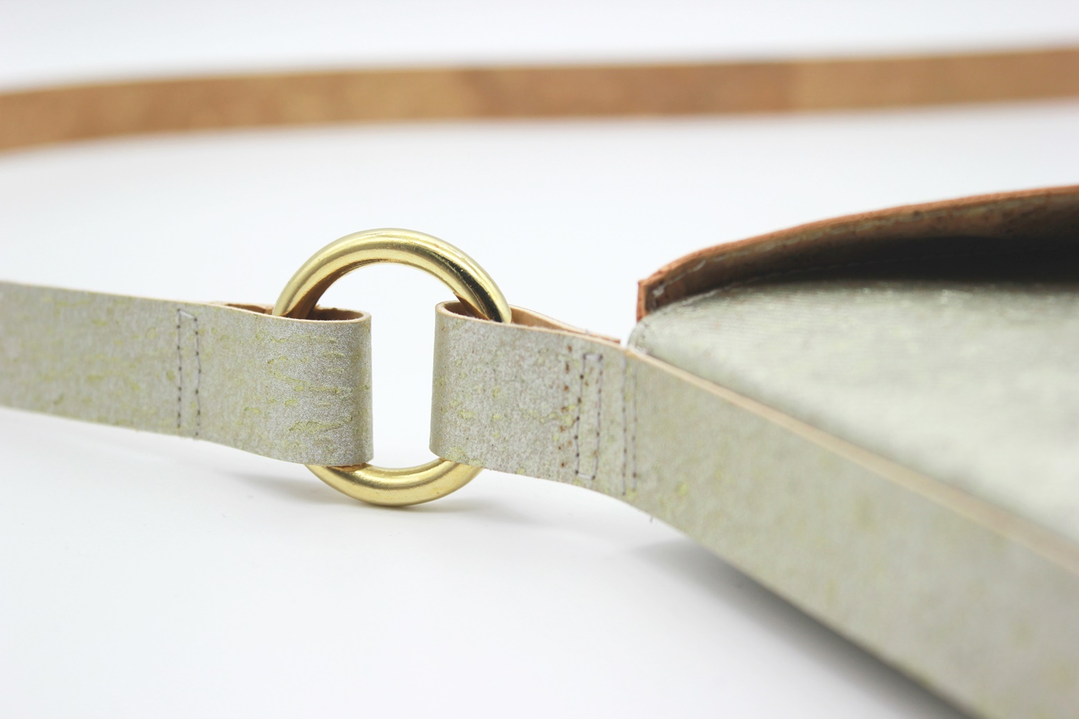 Basic Parafa Crossbody Táska - Arany — 3. nézet